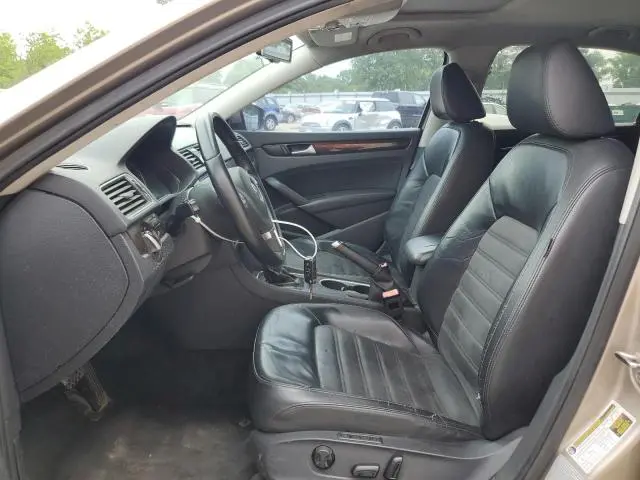 2015 VOLKSWAGEN PASSAT SEL  