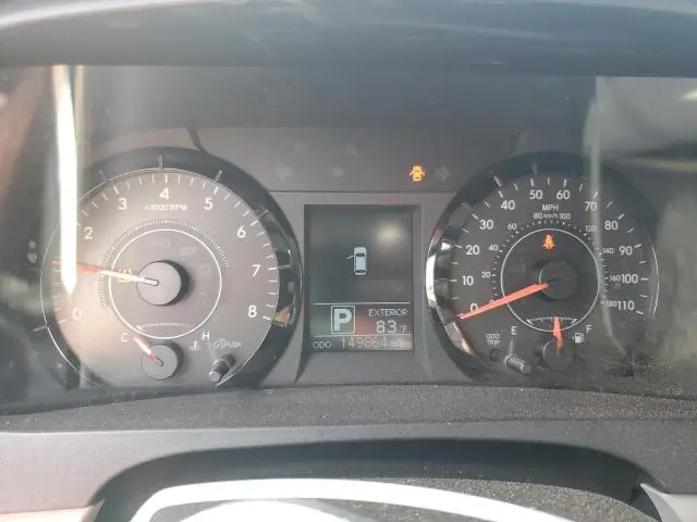 2017 TOYOTA SIENNA LE  