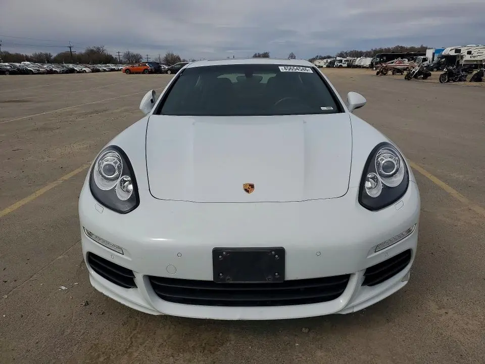 2016 PORSCHE PANAMERA   