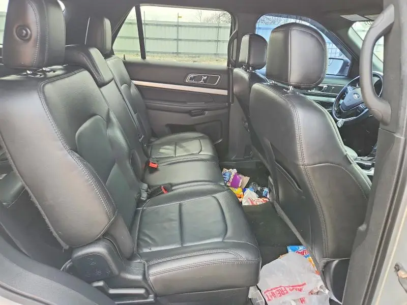 2017 FORD EXPLORER XLT  