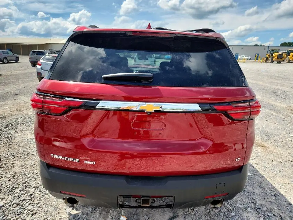 2023 CHEVROLET TRAVERSE LT  