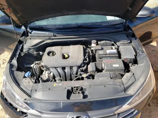 2019 HYUNDAI ELANTRA SEL  