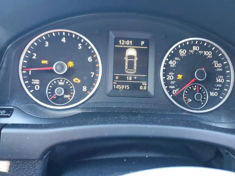 2017 VOLKSWAGEN TIGUAN S  