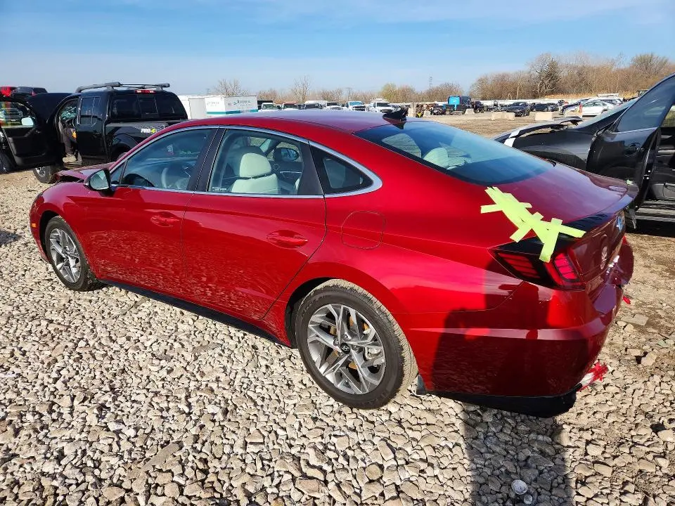2023 HYUNDAI SONATA SEL  