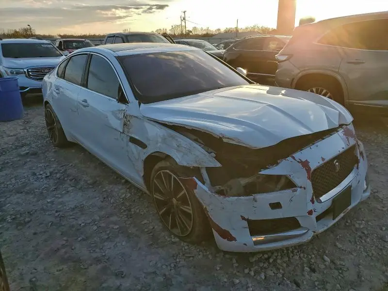 2016 JAGUAR XF PRESTIGE  