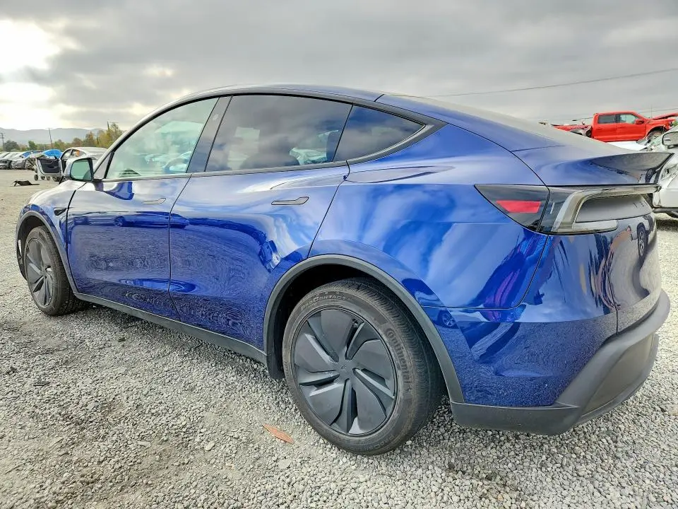 2026 TESLA MODEL Y   