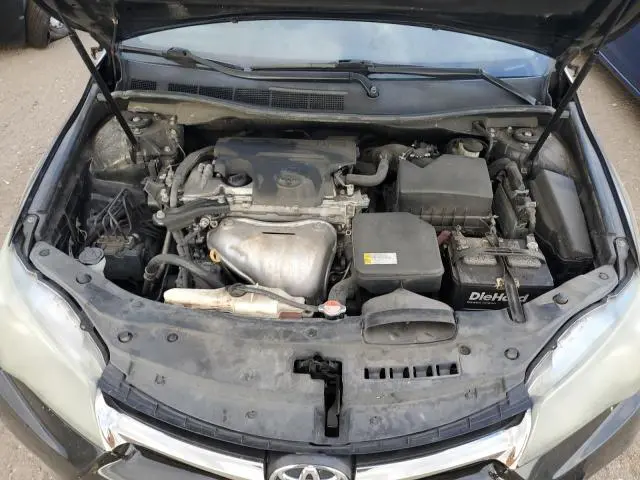 2016 TOYOTA CAMRY LE  