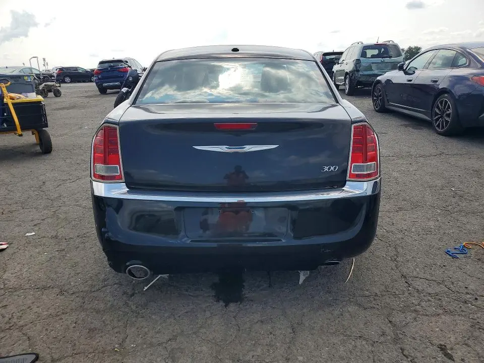 2013 CHRYSLER 300   