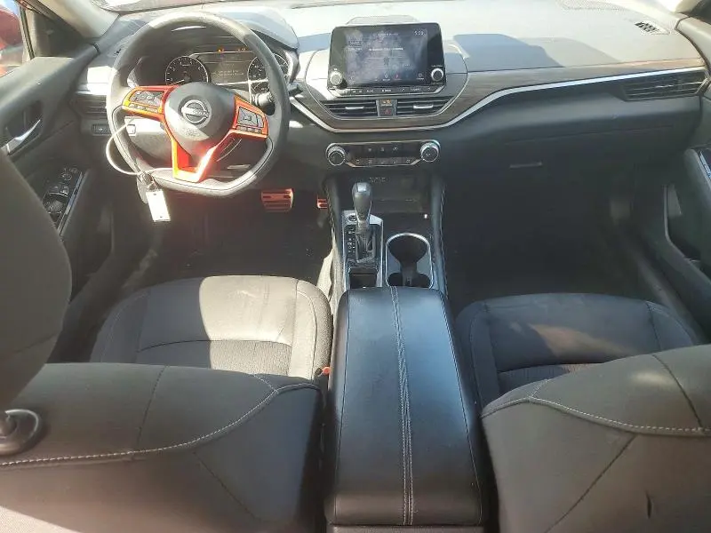 2023 NISSAN ALTIMA SV  