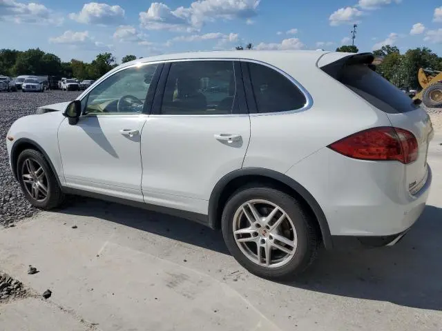 2014 PORSCHE CAYENNE   