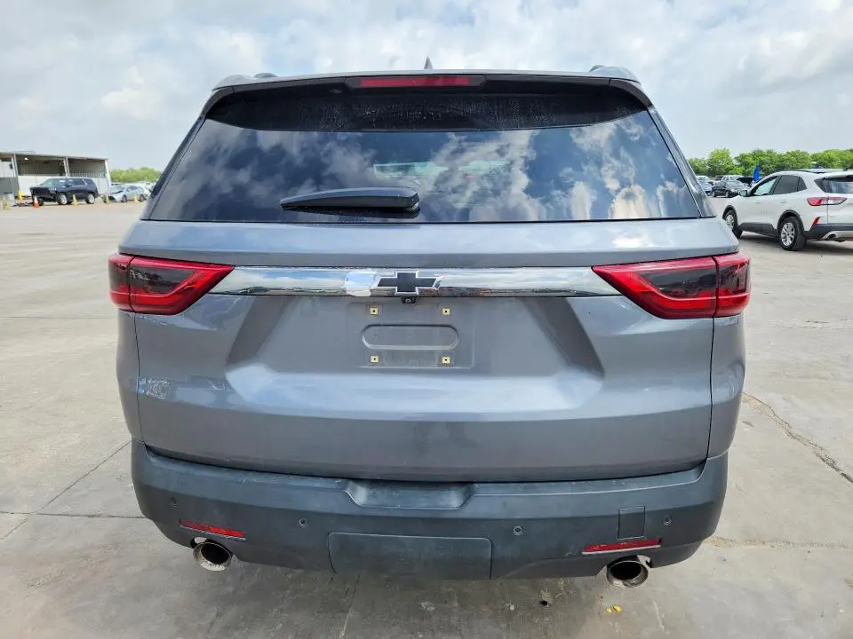 2020 CHEVROLET TRAVERSE LT  