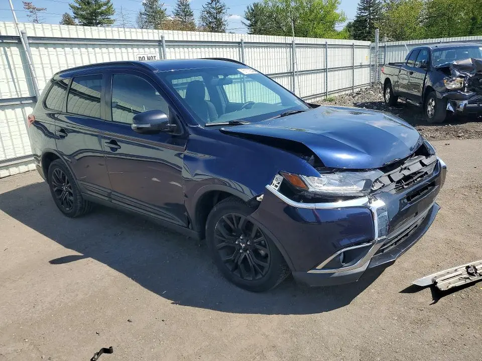 2018 MITSUBISHI OUTLANDER SE  