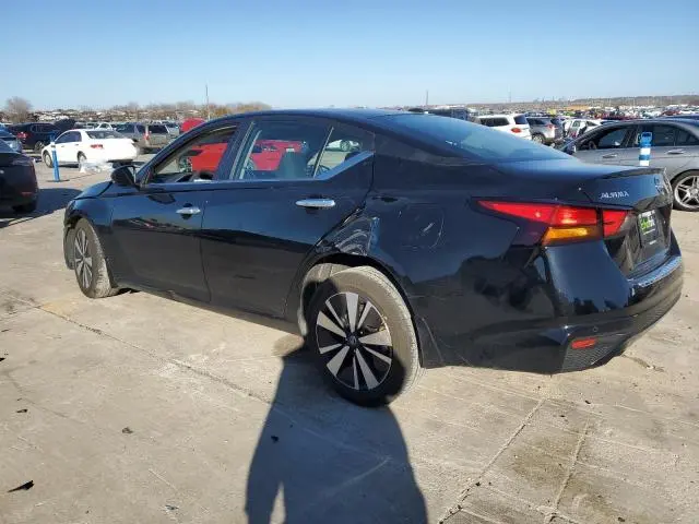 2022 NISSAN ALTIMA SV  