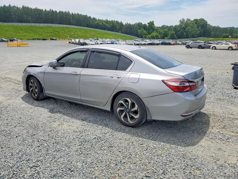 2017 HONDA ACCORD EX  