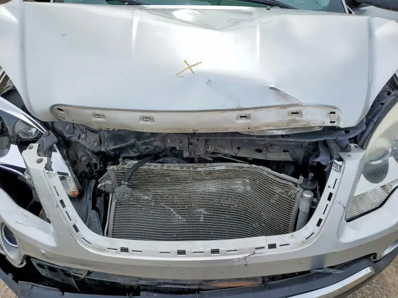 2011 GMC ACADIA SLE  