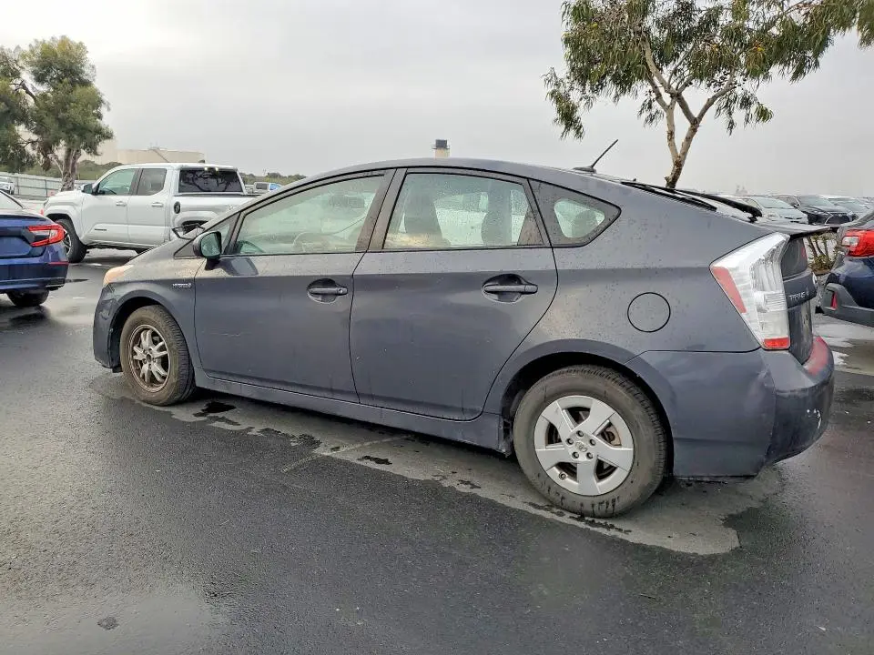 2010 TOYOTA PRIUS   