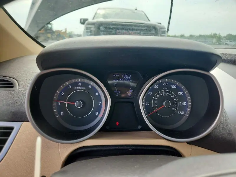 2012 HYUNDAI ELANTRA GLS  