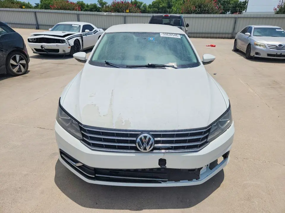 2016 VOLKSWAGEN PASSAT S  