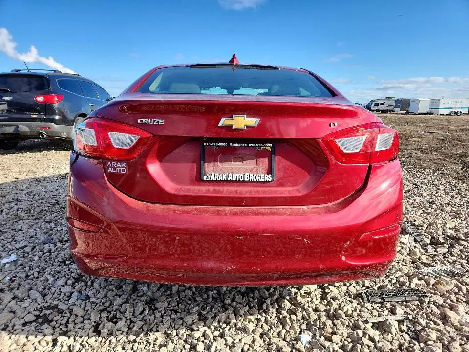 2017 CHEVROLET CRUZE LT  