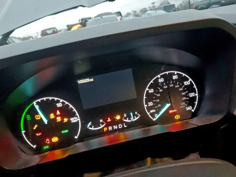 2022 FORD MAVERICK XL  