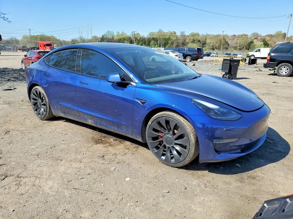 2022 TESLA MODEL 3   