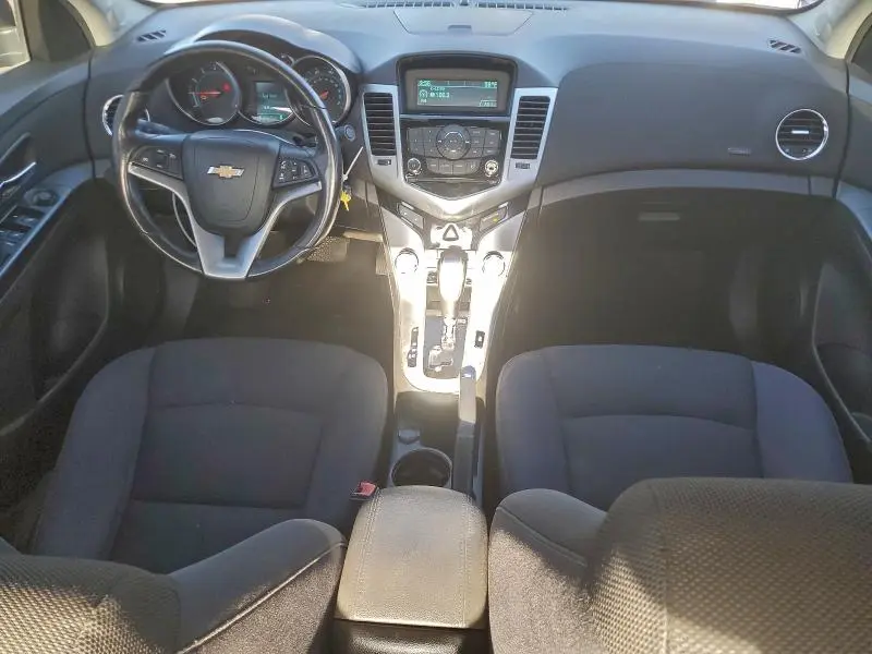 2012 CHEVROLET CRUZE LT  