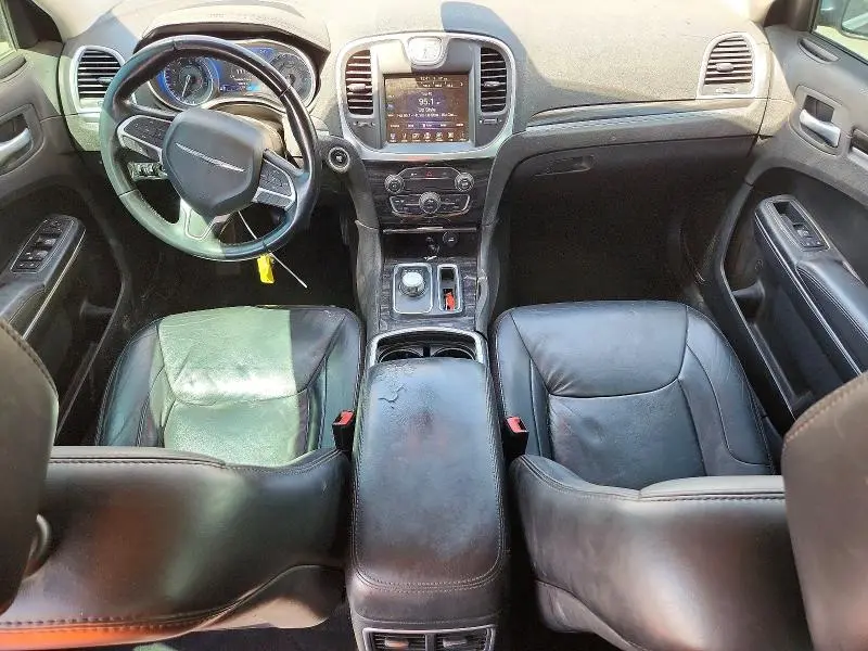 2015 CHRYSLER 300 LIMITED  