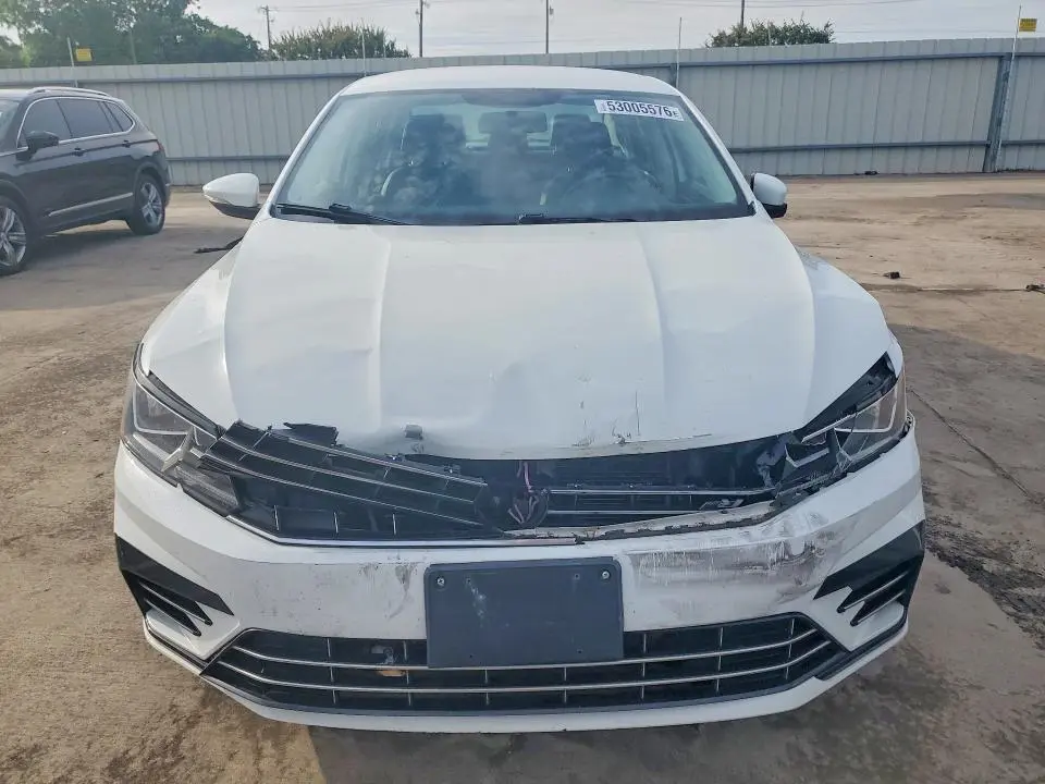 2017 VOLKSWAGEN PASSAT R-LINE  