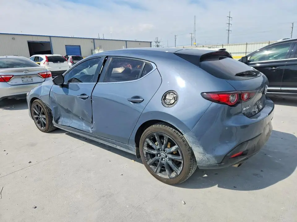 2022 MAZDA 3 PREFERRED  