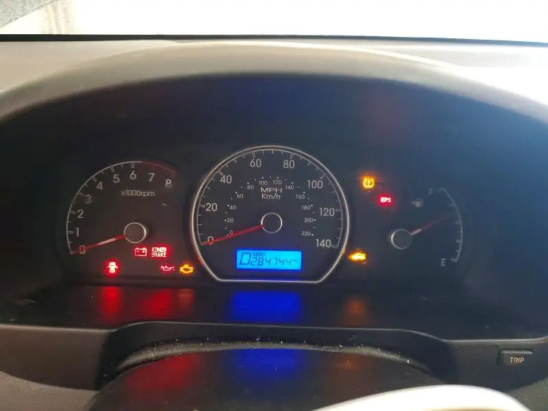 2010 HYUNDAI ELANTRA GLS  