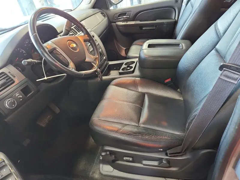 2013 CHEVROLET AVALANCHE LT  