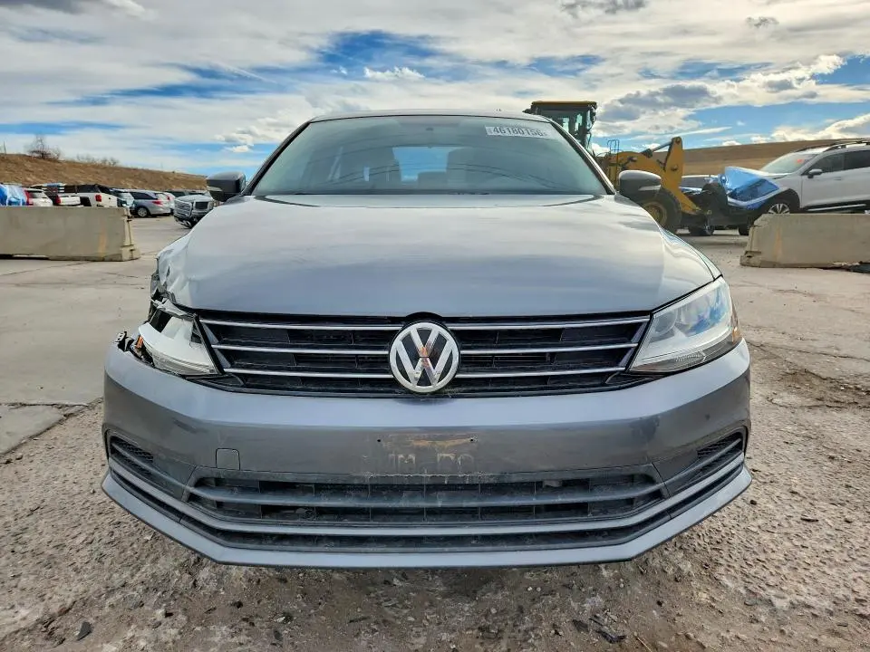 2017 VOLKSWAGEN JETTA SE  