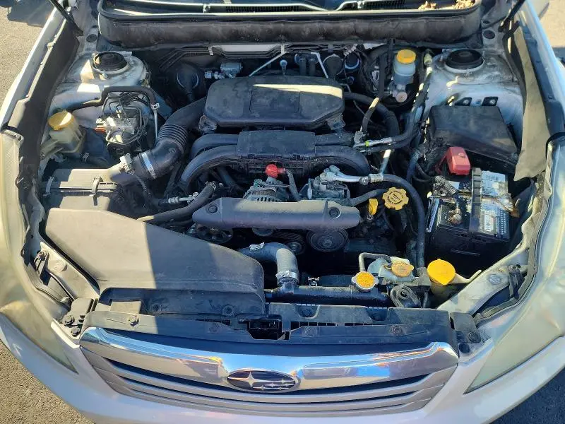 2011 SUBARU OUTBACK 2.5I LIMITED  
