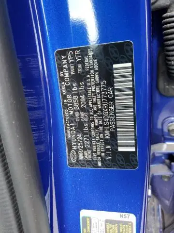 2024 HYUNDAI ELANTRA SEL  