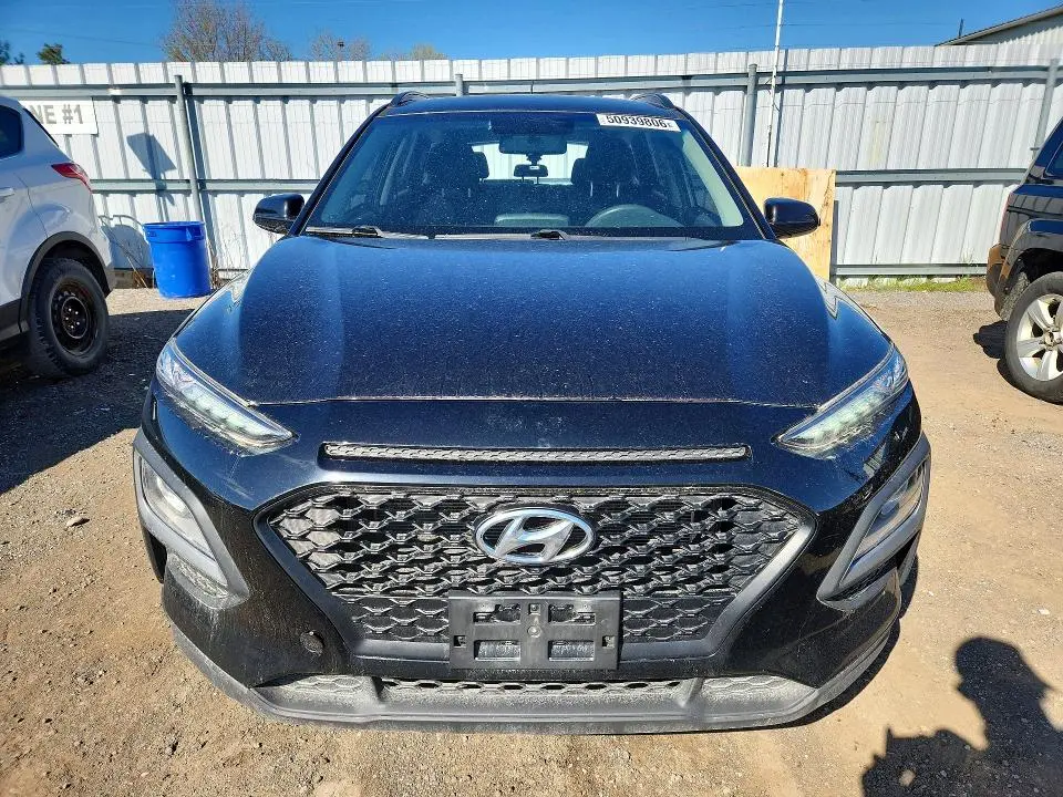 2020 HYUNDAI KONA SE  