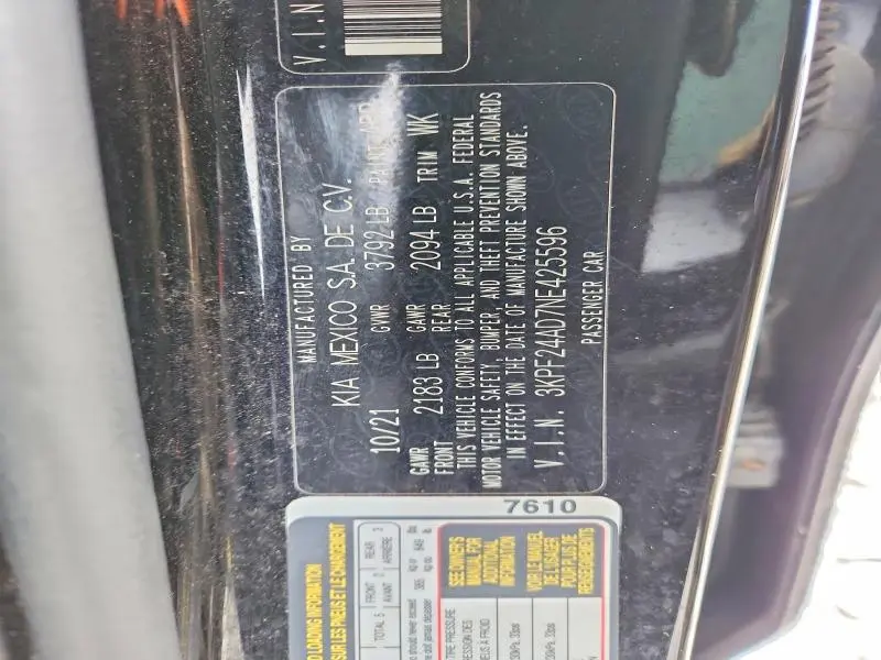 2022 KIA FORTE LXS  