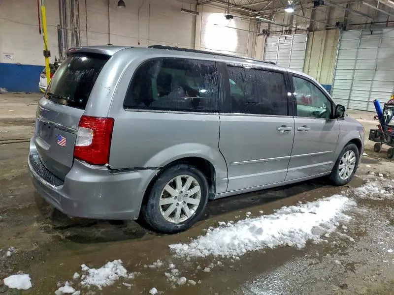 2016 CHRYSLER TOWN & COUNTRY LX  
