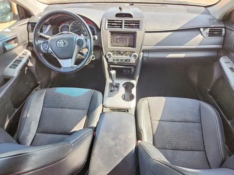 2014 TOYOTA CAMRY SE  