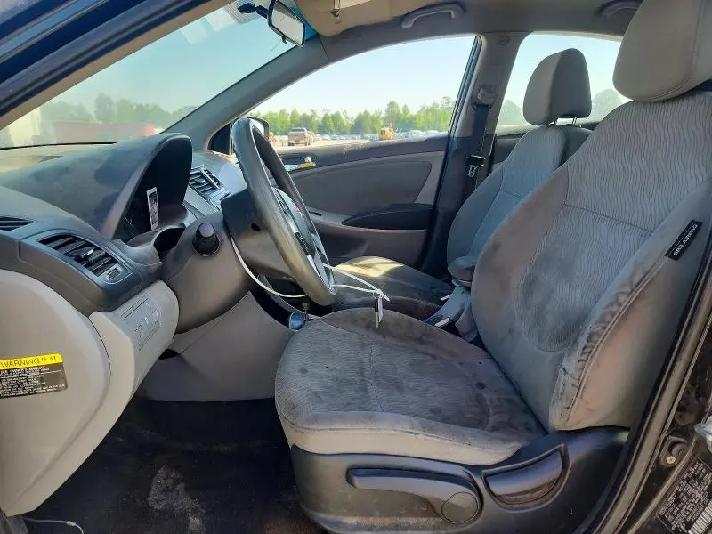 2012 HYUNDAI ACCENT GLS  