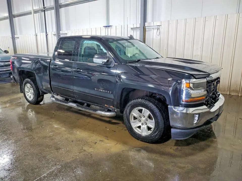 2017 CHEVROLET SILVERADO K1500 LT  