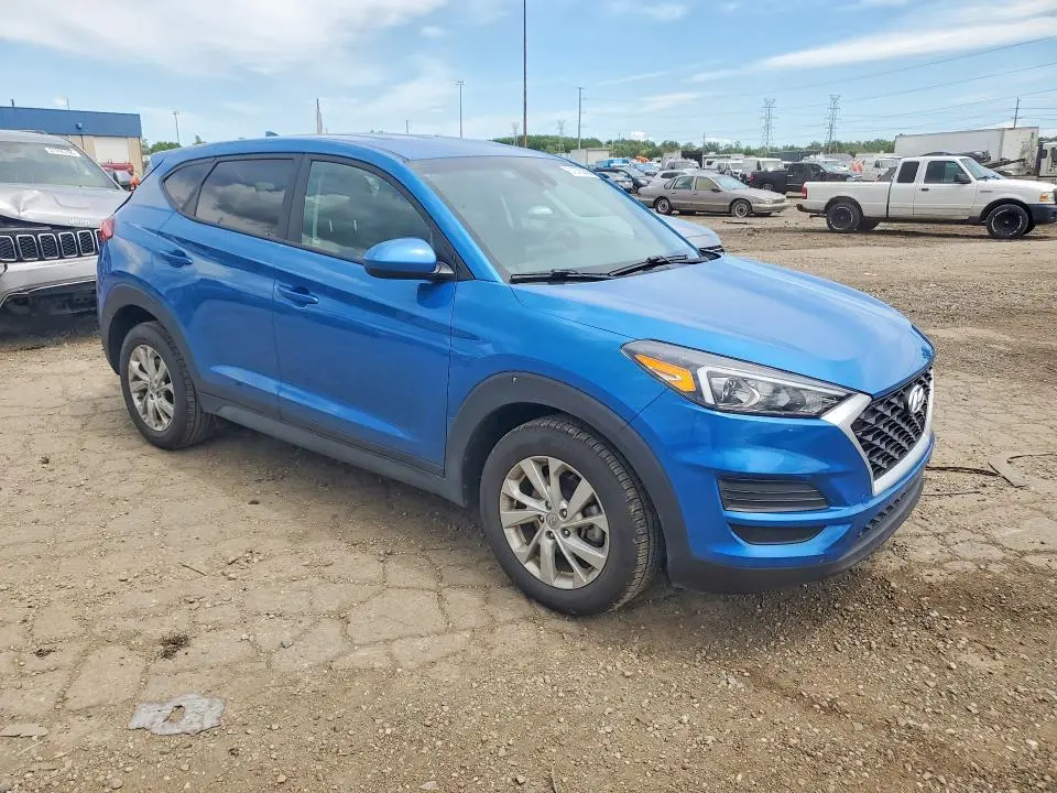 2020 HYUNDAI TUCSON SE  