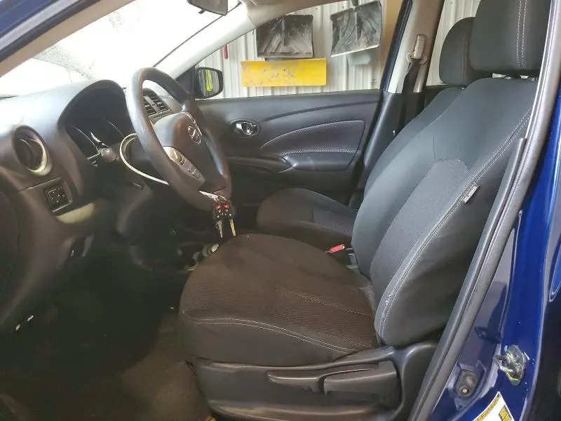 2018 NISSAN VERSA SV  
