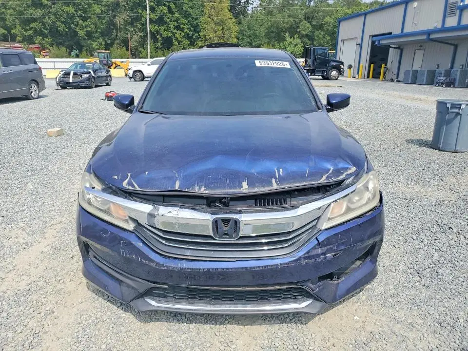 2017 HONDA ACCORD LX  