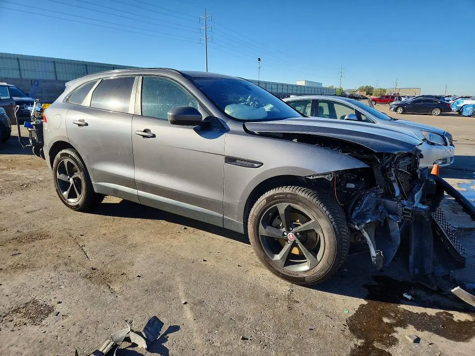 2017 JAGUAR F-PACE PREMIUM  