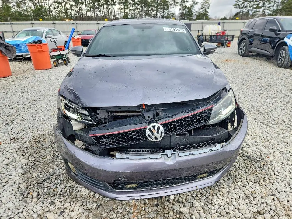 2013 VOLKSWAGEN JETTA GLI  