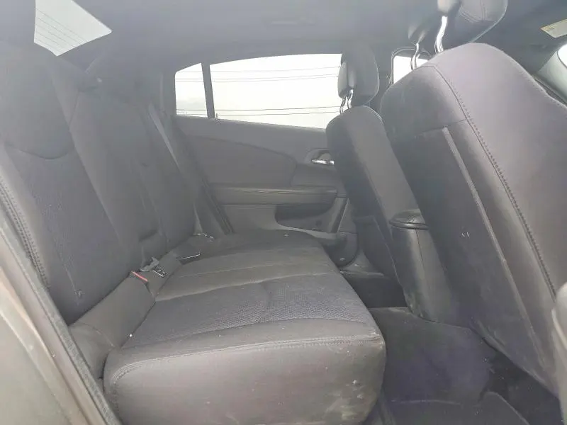 2013 CHRYSLER 200 LX  
