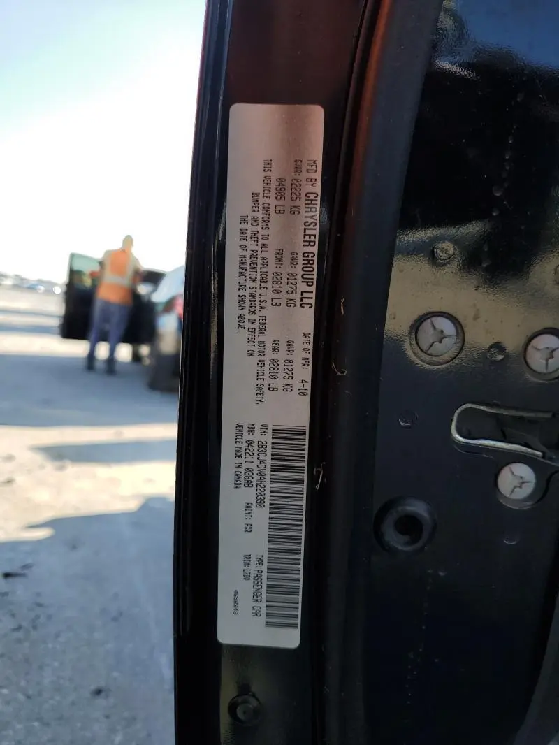 2010 DODGE CHALLENGER SE  