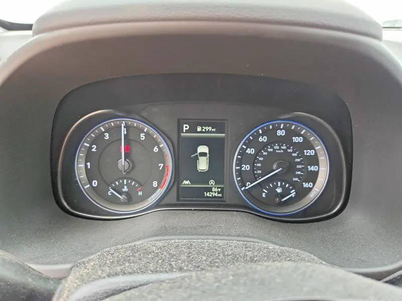 2022 HYUNDAI KONA SE  