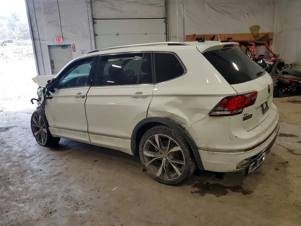 2024 VOLKSWAGEN TIGUAN SEL R-LINE BLACK  