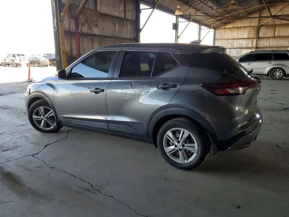 2022 NISSAN KICKS S  